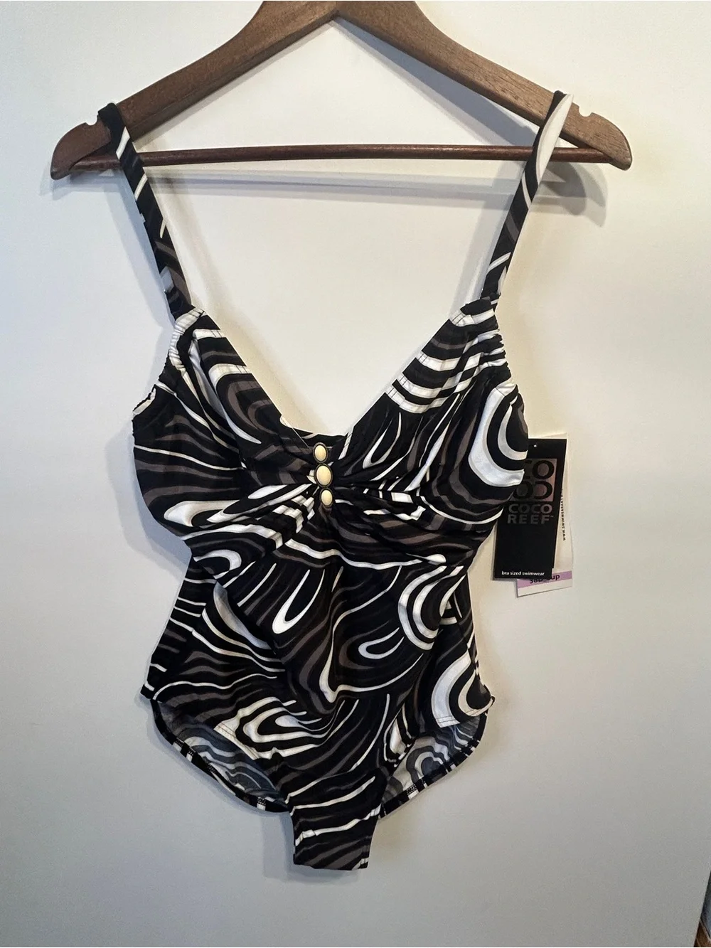 Coco Reef Black White Abstract Swirl One Piece Swimsuit 38D Bra Sized NWT - Picture 2 of 7